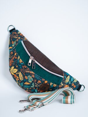 Zielona nerka damska w kolorowe kwiaty z ozdobnym paskiem JESIENNY LIŚĆ