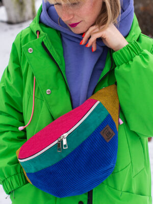 Duża kolorowa nerka damska ze sztruksu z kolorowym paskiem ENERGIA ŻYCIA